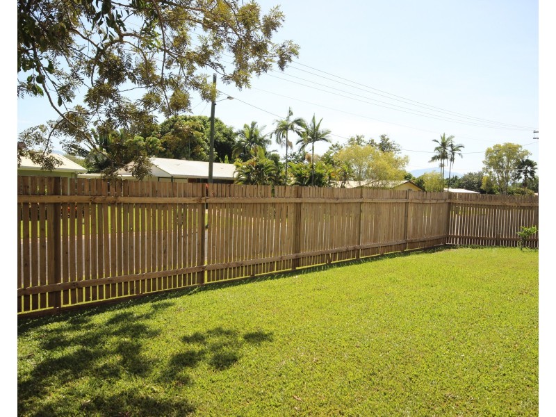 13 Maren Street, Edmonton QLD 4869