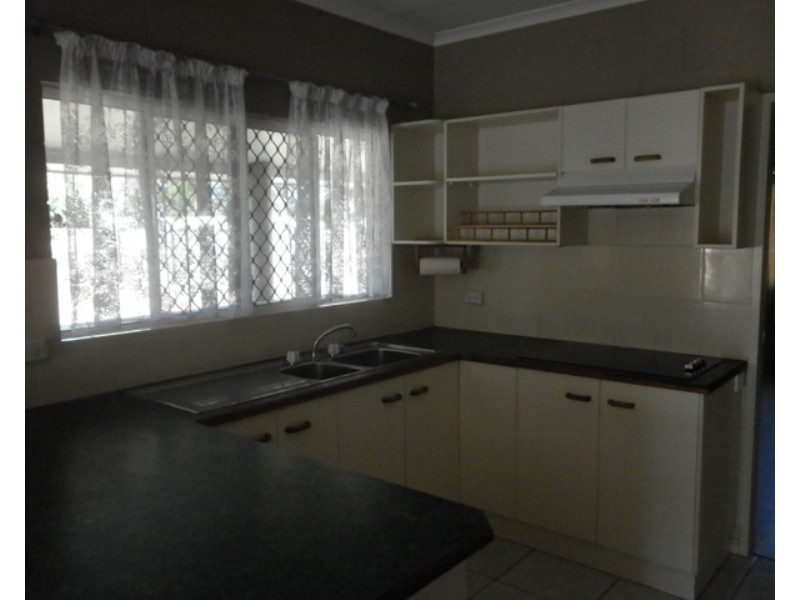 Bentley Park QLD 4869