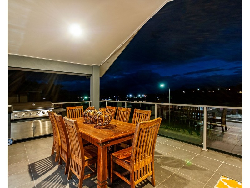 42 Mayflower Street, Mount Sheridan QLD 4868