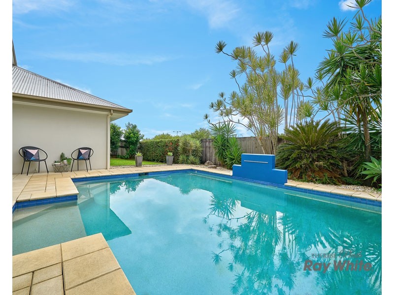 2 Wenlock Close, Mount Sheridan QLD 4868