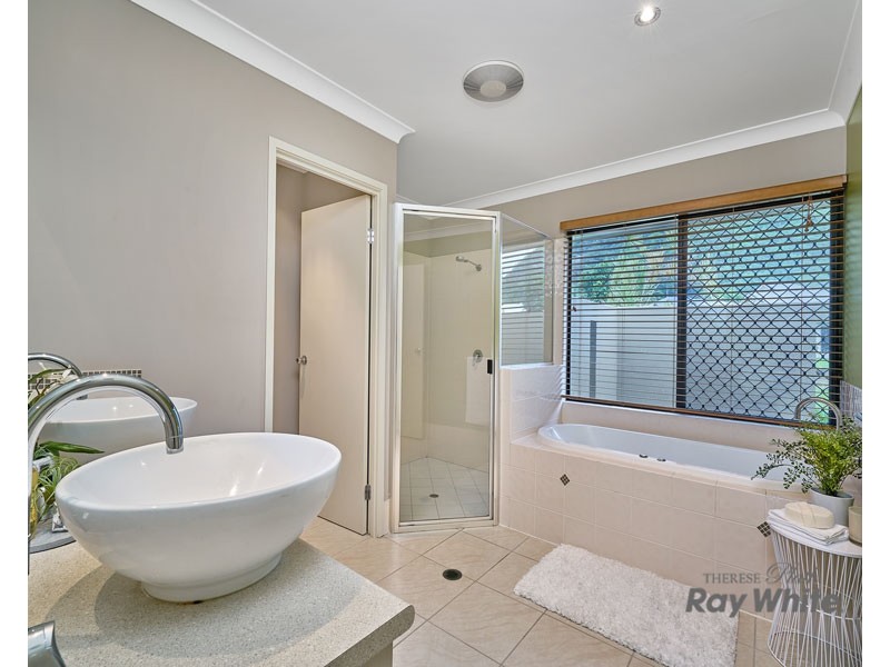 2 Wenlock Close, Mount Sheridan QLD 4868