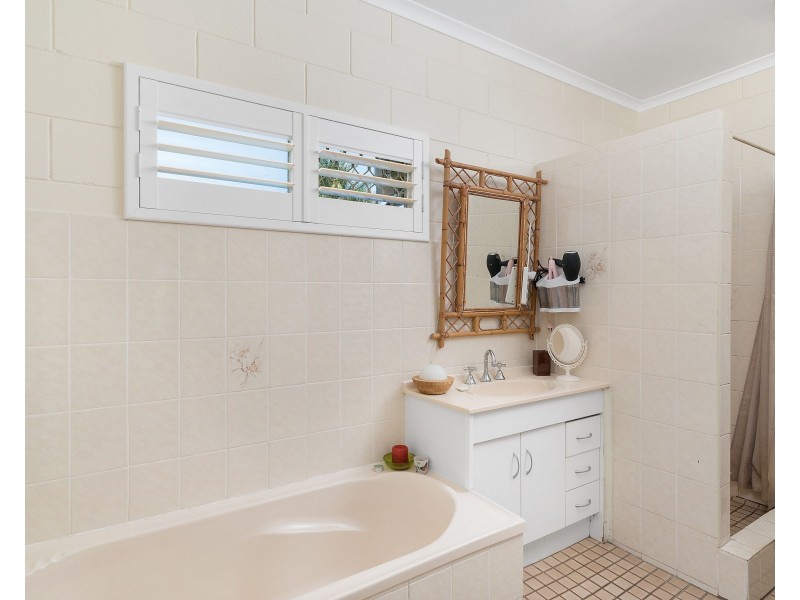 36 Tryal Street, Bentley Park QLD 4869