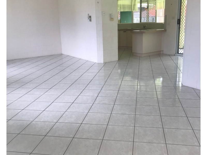 Bentley Park QLD 4869