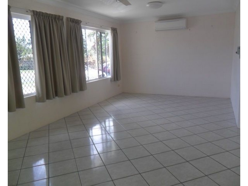 Bentley Park QLD 4869