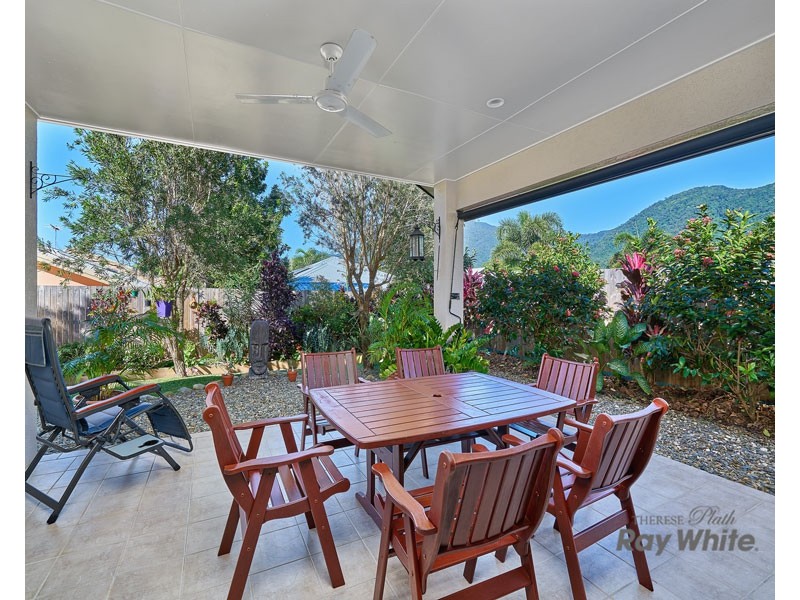 5 Beck Close, Bentley Park QLD 4869