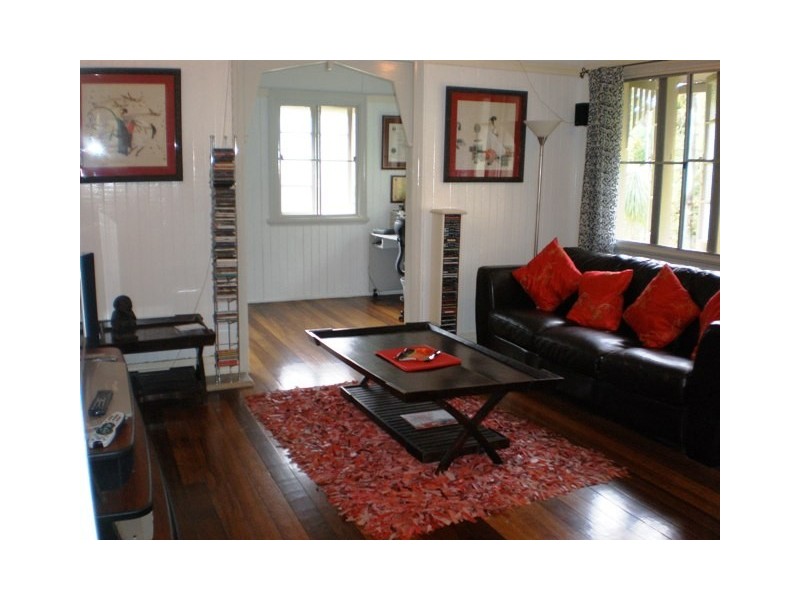 14 Whitfield Street, Aeroglen QLD 4870