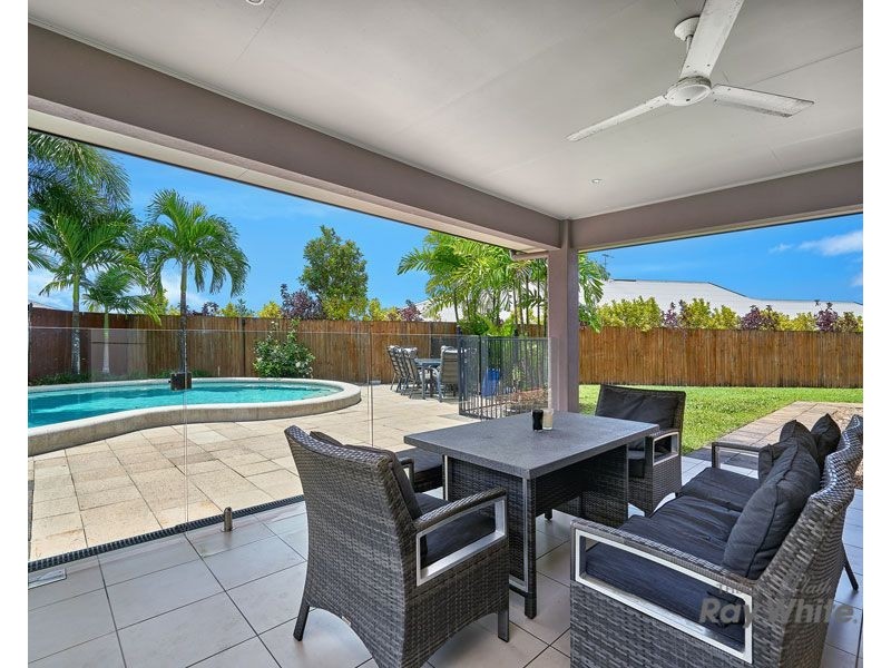 11 Cheyne Close, Bentley Park QLD 4869
