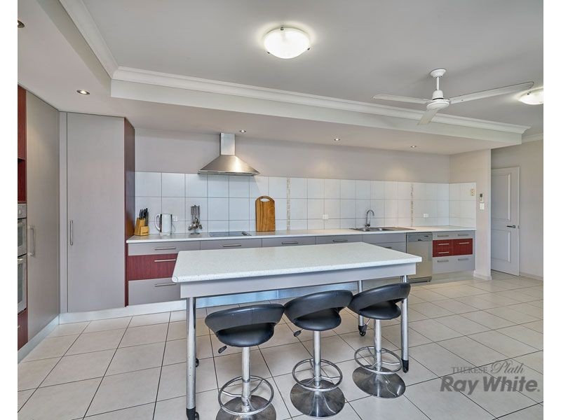 11 Cheyne Close, Bentley Park QLD 4869
