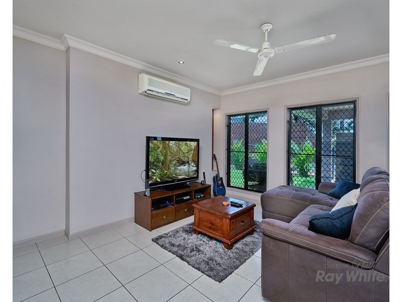 11 Cheyne Close, Bentley Park QLD 4869