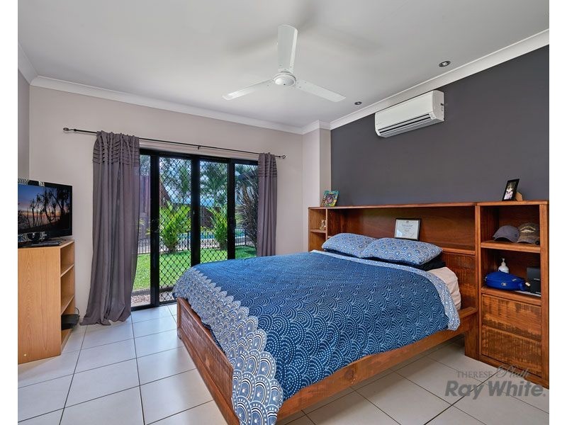 11 Cheyne Close, Bentley Park QLD 4869