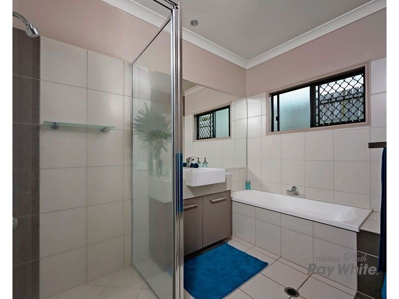 11 Cheyne Close, Bentley Park QLD 4869