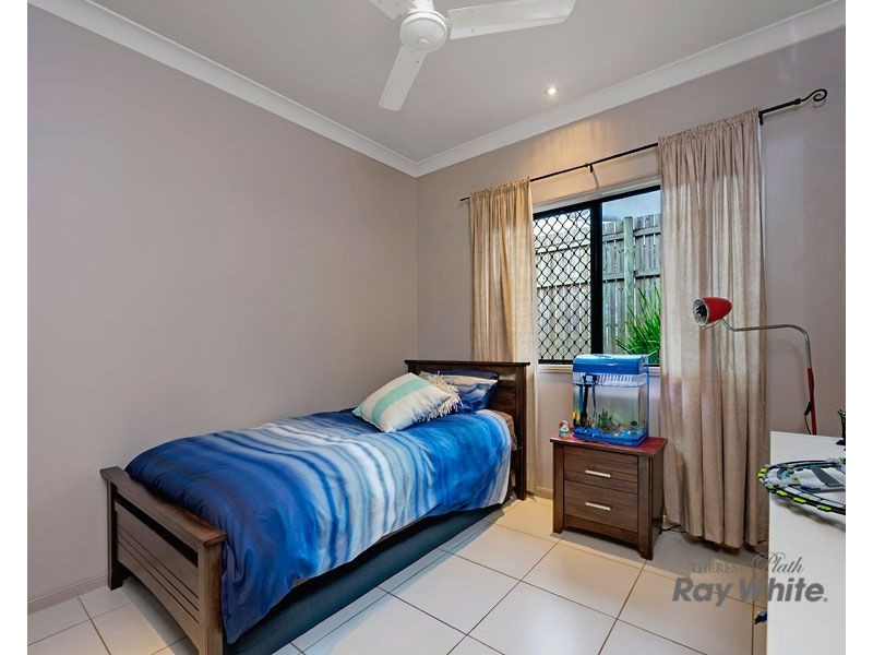 11 Cheyne Close, Bentley Park QLD 4869