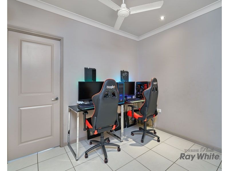 11 Cheyne Close, Bentley Park QLD 4869