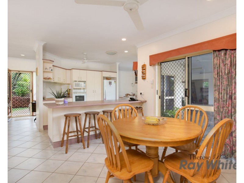 287 Robert Road, Bentley Park QLD 4869