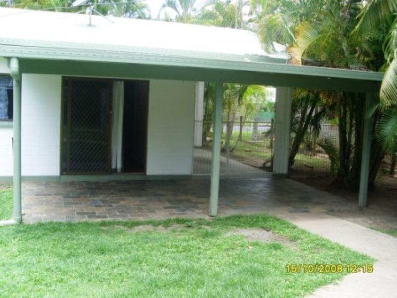Bentley Park QLD 4869