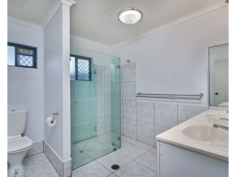15 Rosa Close, Edmonton QLD 4869