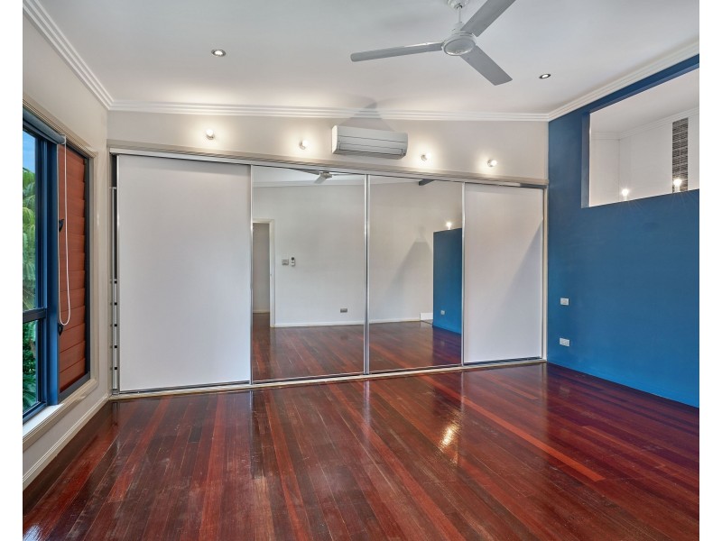 17 Kowinka Street, White Rock QLD 4868