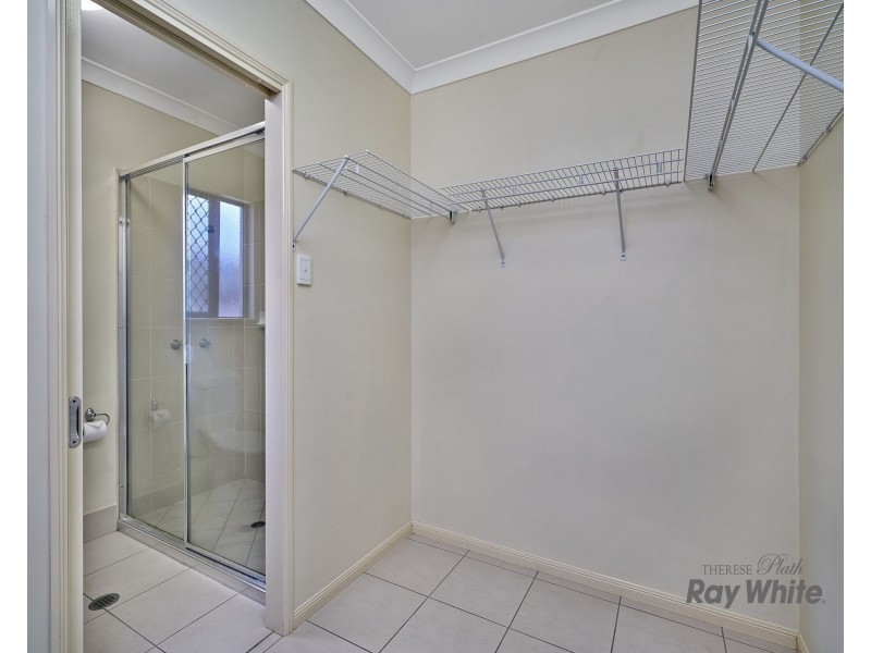 5 Sandover Close, Bentley Park QLD 4869
