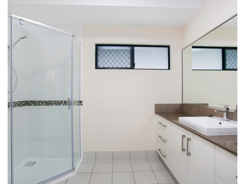 3 Malekula Close, Bentley Park QLD 4869