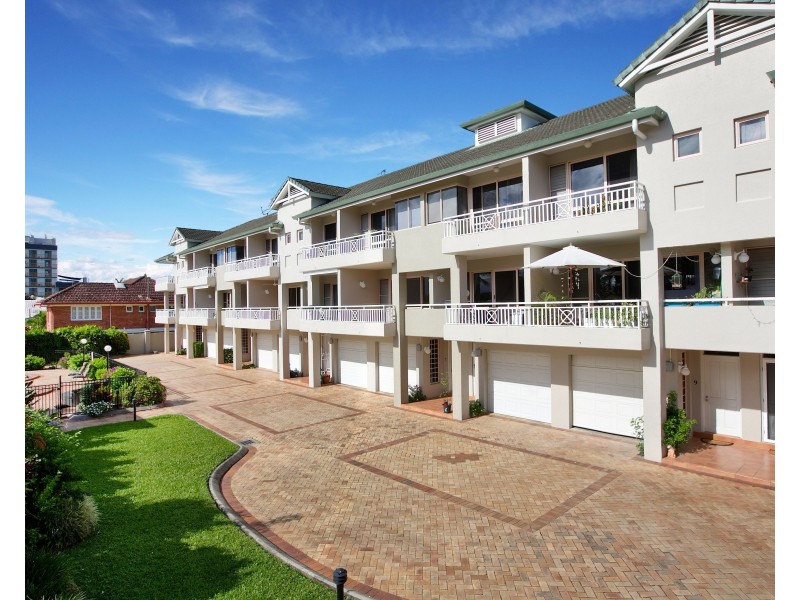 7/269 Esplanade, Cairns North QLD 4870