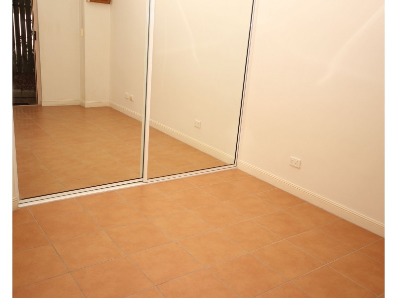 7/269 Esplanade, Cairns North QLD 4870