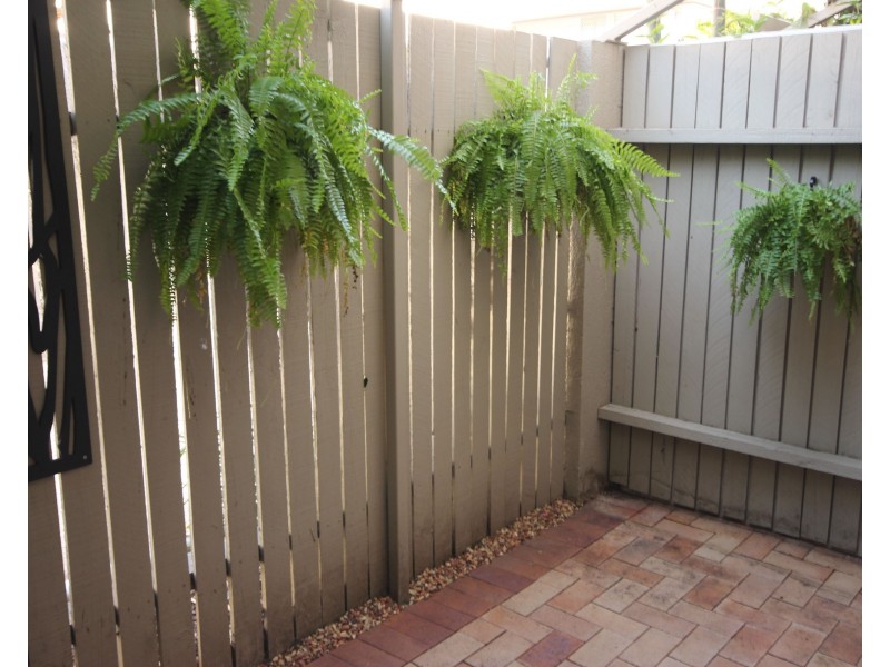 7/269 Esplanade, Cairns North QLD 4870