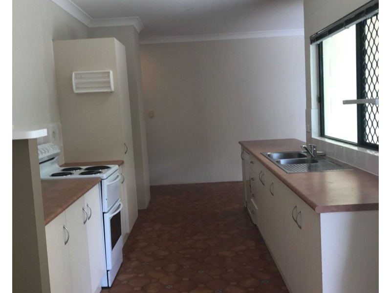 Bentley Park QLD 4869