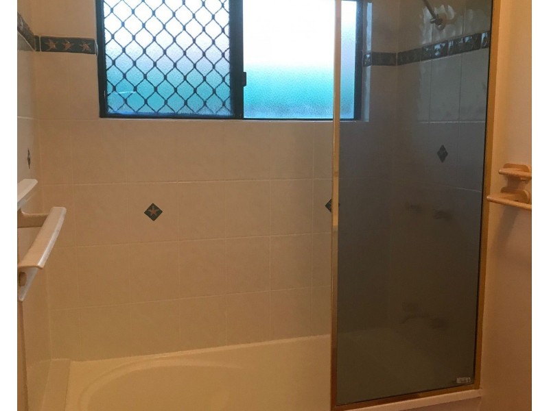 Bentley Park QLD 4869