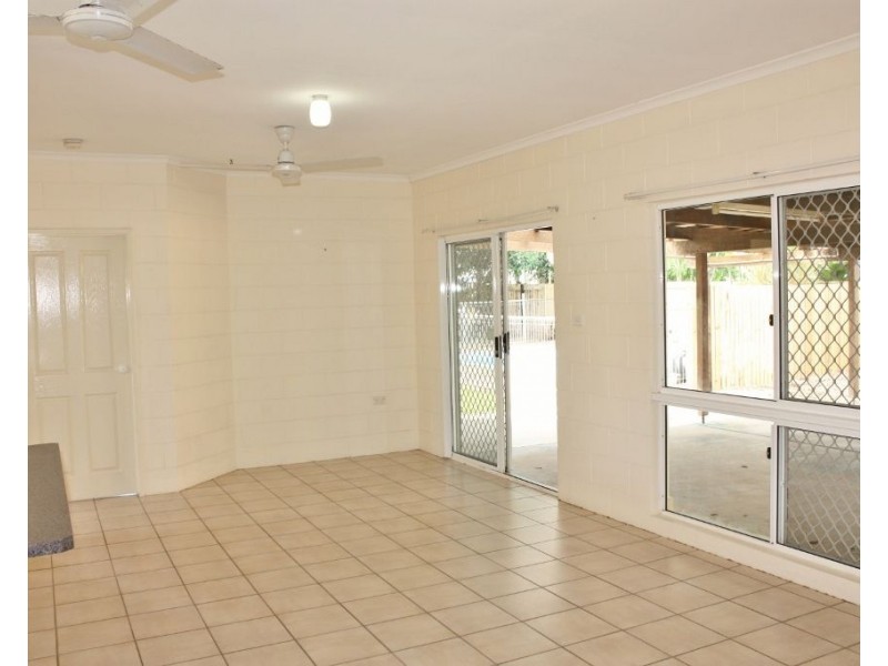 22 Hay Street, Mount Sheridan QLD 4868