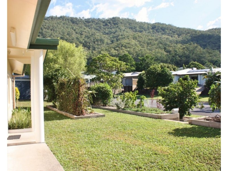 294 Dempsey Street, Gordonvale QLD 4865