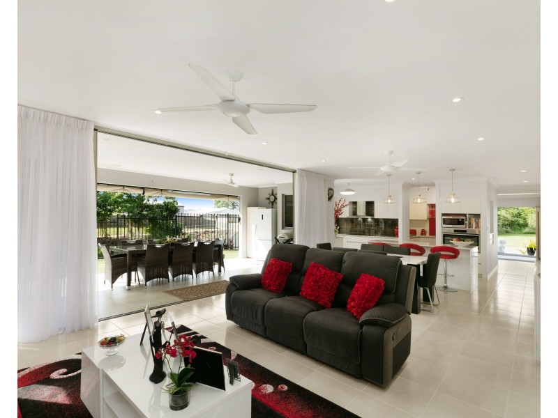 52 Whereat Road, Bentley Park QLD 4869