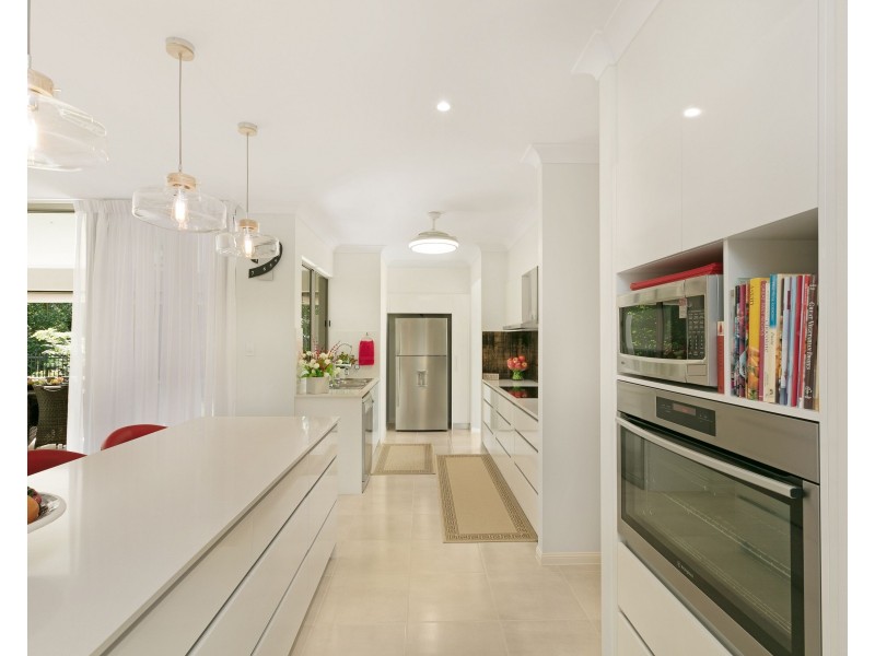 52 Whereat Road, Bentley Park QLD 4869