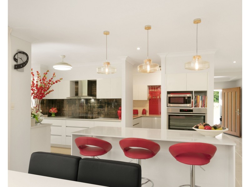 52 Whereat Road, Bentley Park QLD 4869