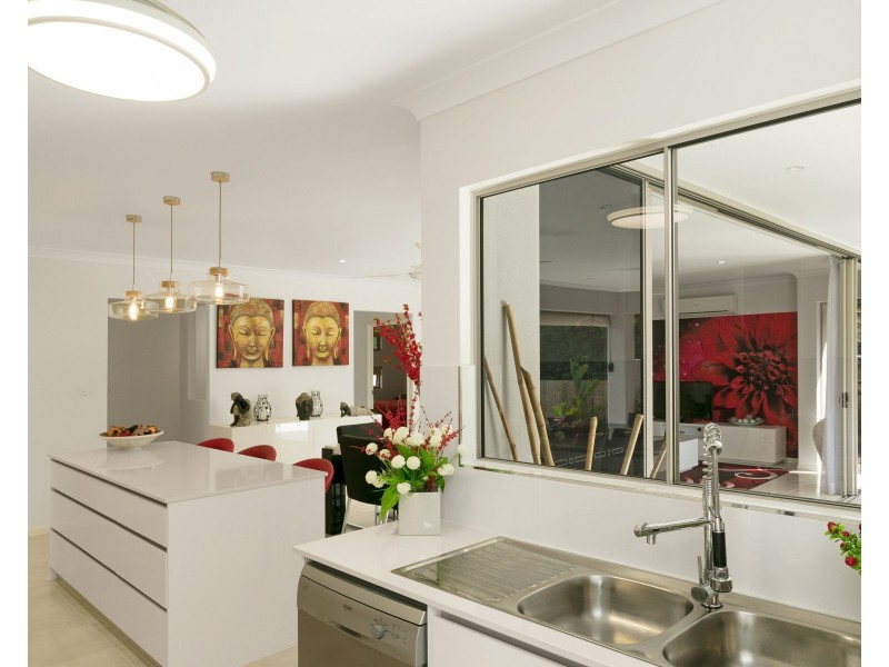 52 Whereat Road, Bentley Park QLD 4869