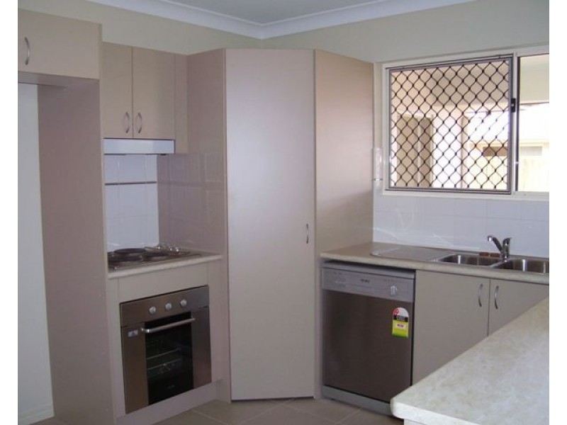 Bentley Park QLD 4869