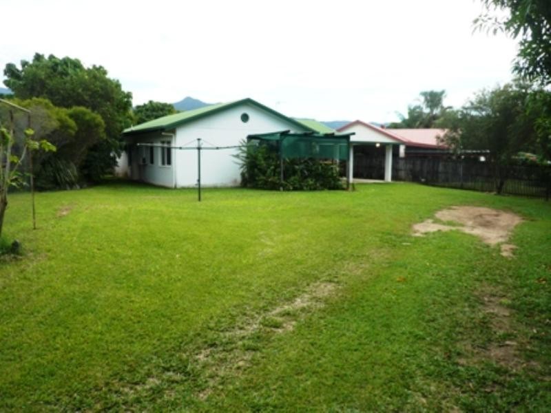 2 Townsend Close, Edmonton QLD 4869