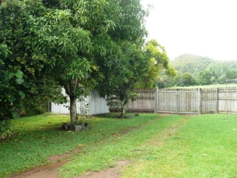 2 Townsend Close, Edmonton QLD 4869