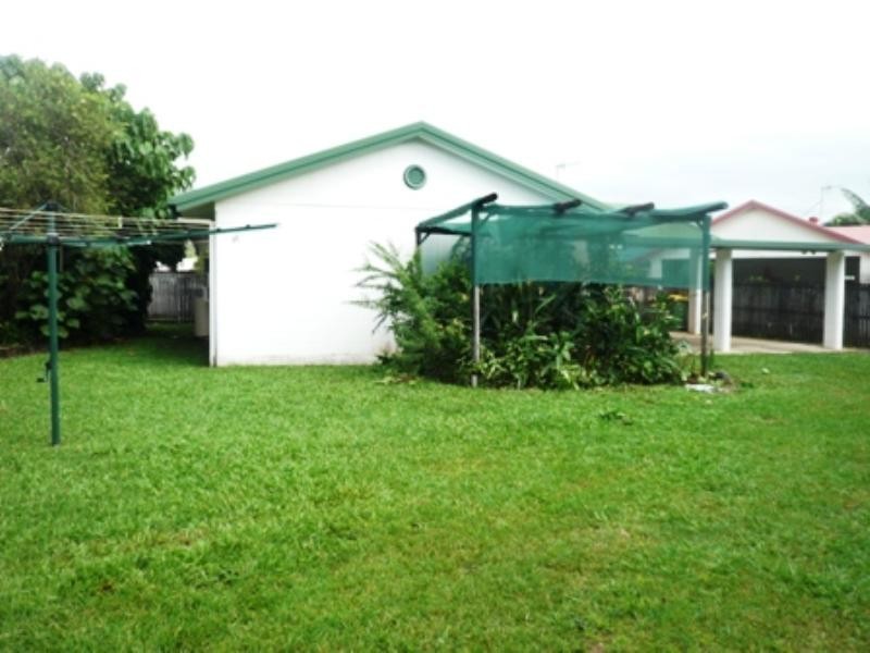 2 Townsend Close, Edmonton QLD 4869