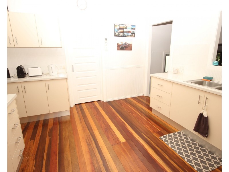 33 Campbell Street, Gordonvale QLD 4865