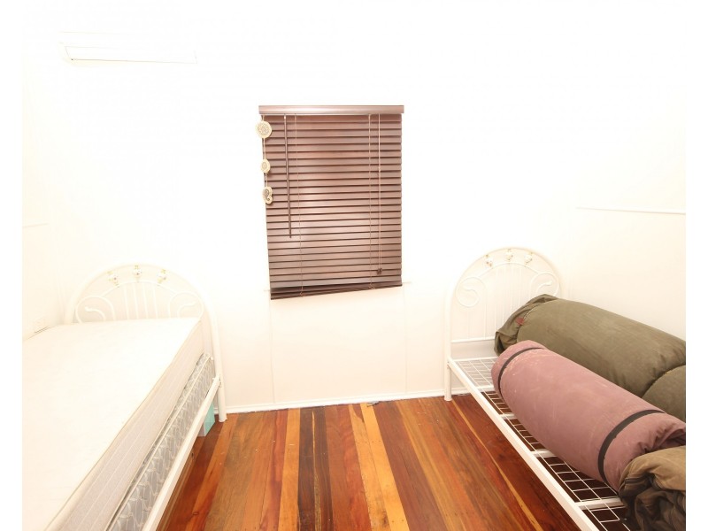 33 Campbell Street, Gordonvale QLD 4865