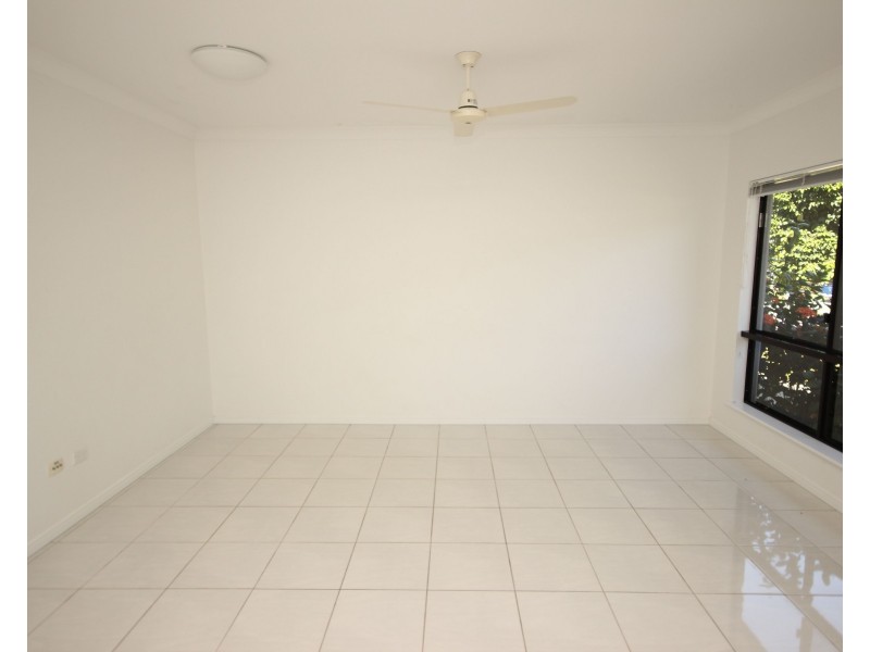 14 Ainscow Drive, Bentley Park QLD 4869