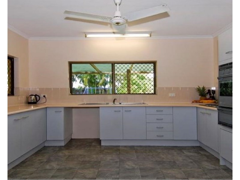 Bentley Park QLD 4869