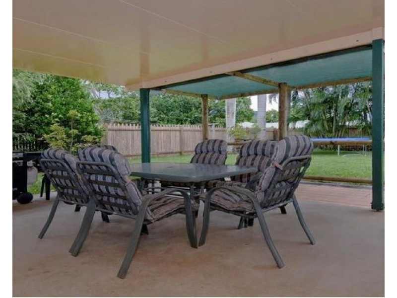 Bentley Park QLD 4869