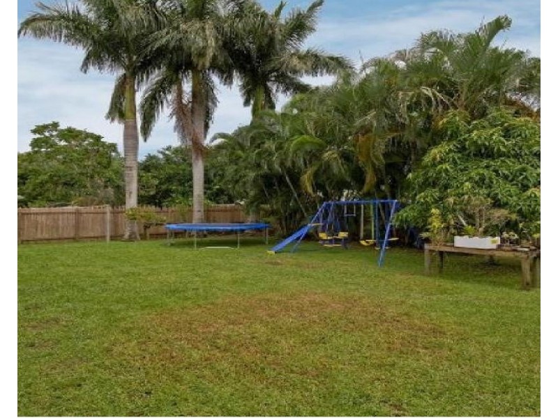 Bentley Park QLD 4869
