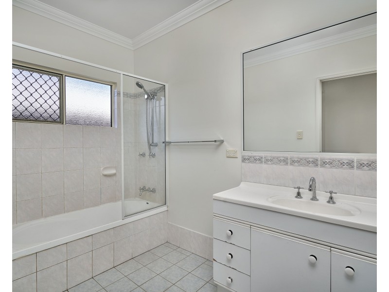 Mount Sheridan QLD 4868