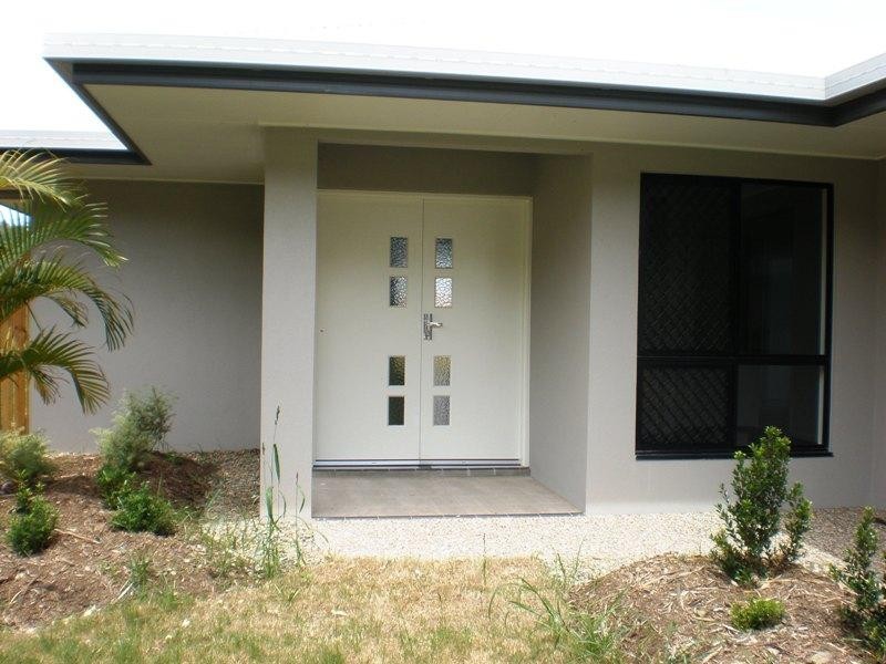 Bentley Park QLD 4869