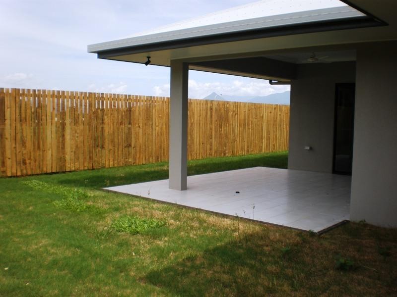 Bentley Park QLD 4869