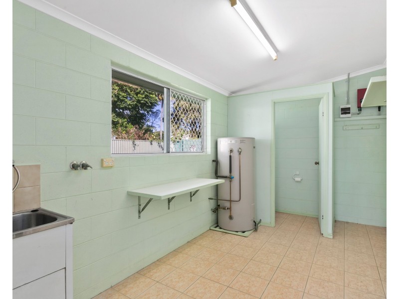 29 Wesel Street, Bentley Park QLD 4869