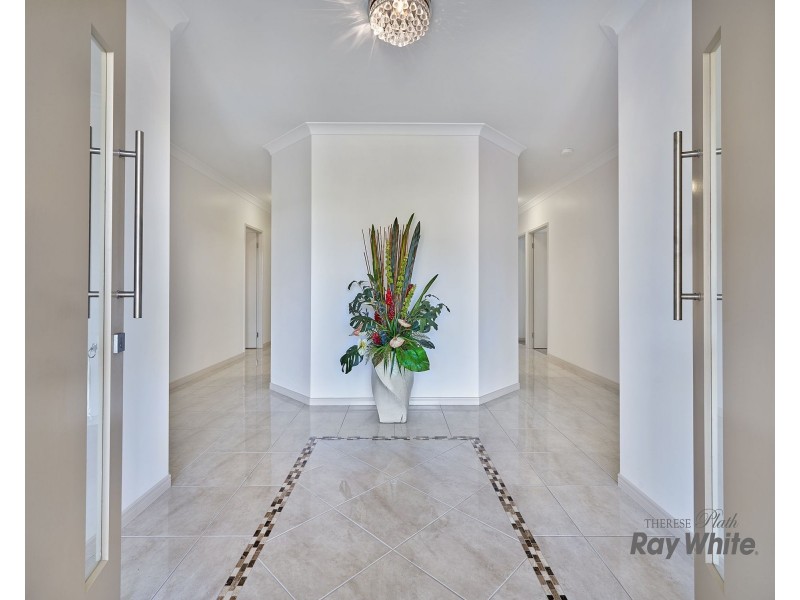 10 Maynard Close, Mount Sheridan QLD 4868