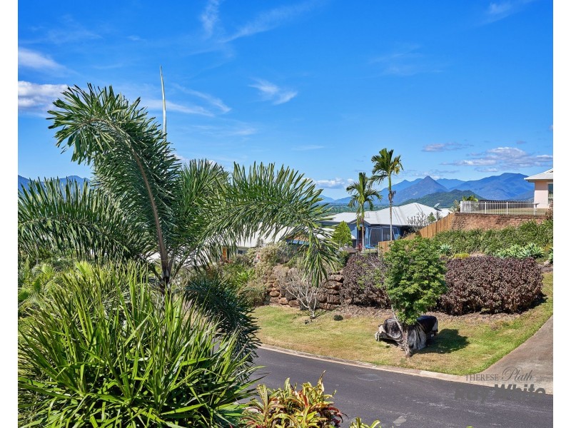 10 Maynard Close, Mount Sheridan QLD 4868